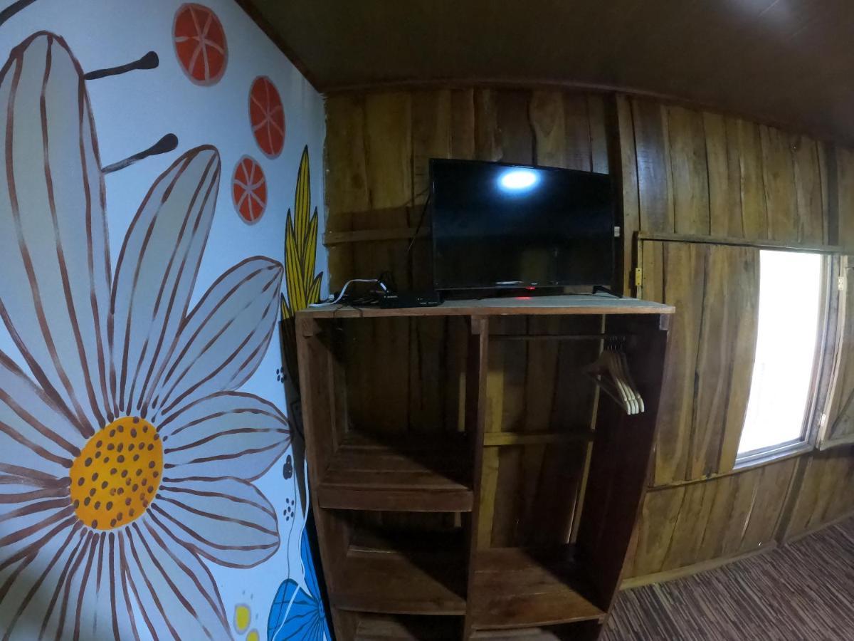 Tree House Samanea Lodge Пуерто Лимон Екстериор снимка